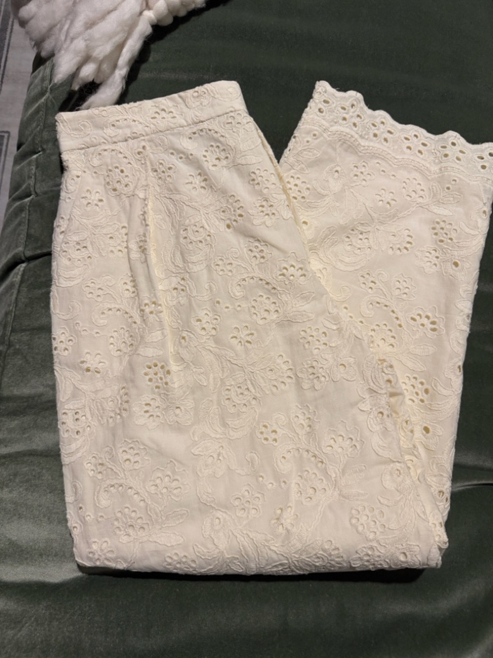 Zara Cream Eyelet 2-Piece Set - Picture 3 of 11